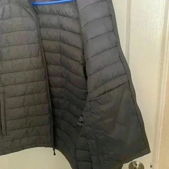 ZEROXPOSUR Women’s Gray Puffer Jacket Size L - Picture 7 of 14